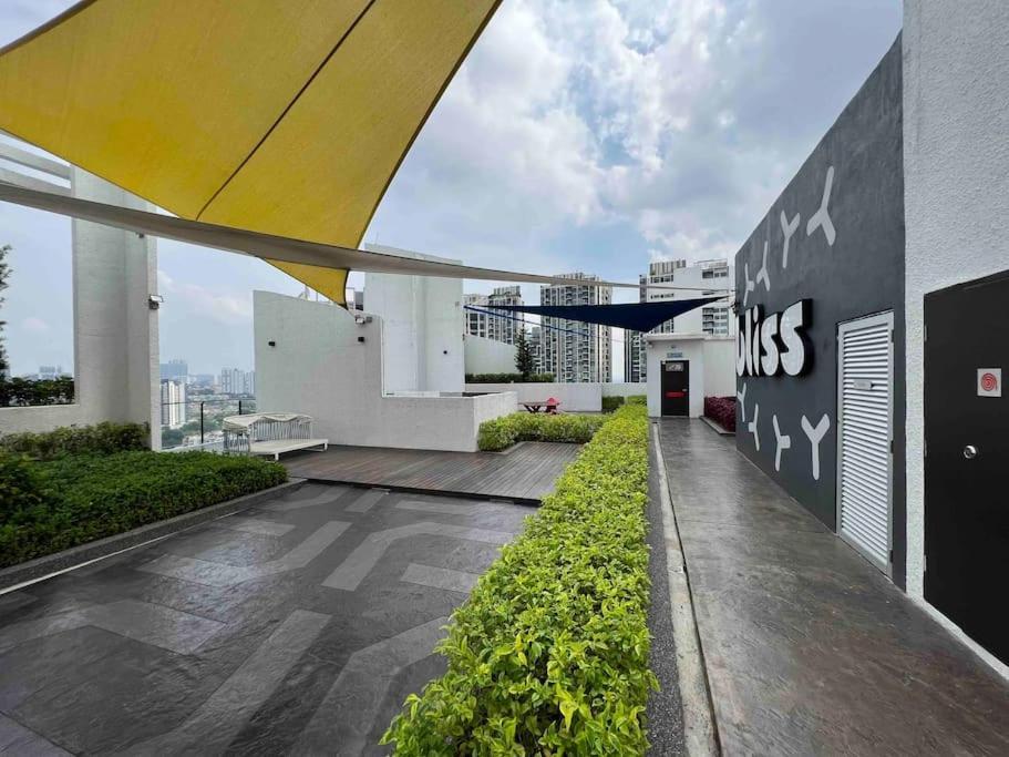 Pangsapuri Bliss Cozy 3rooms 6pax 2carpark 24h7d Easy Self Access *